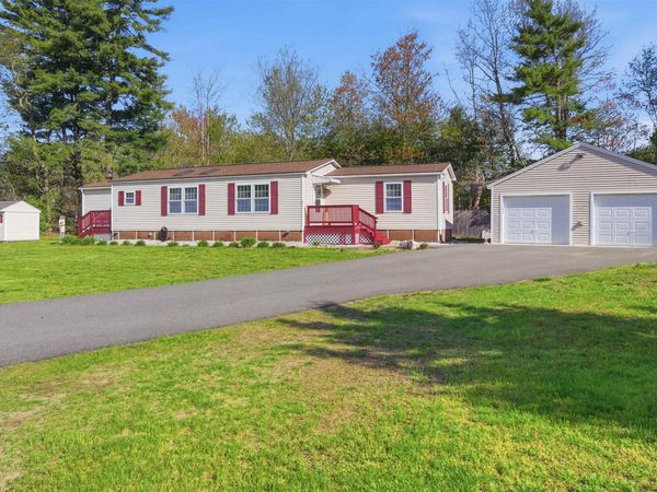 21 Lilac Court, Raymond, NH 03077