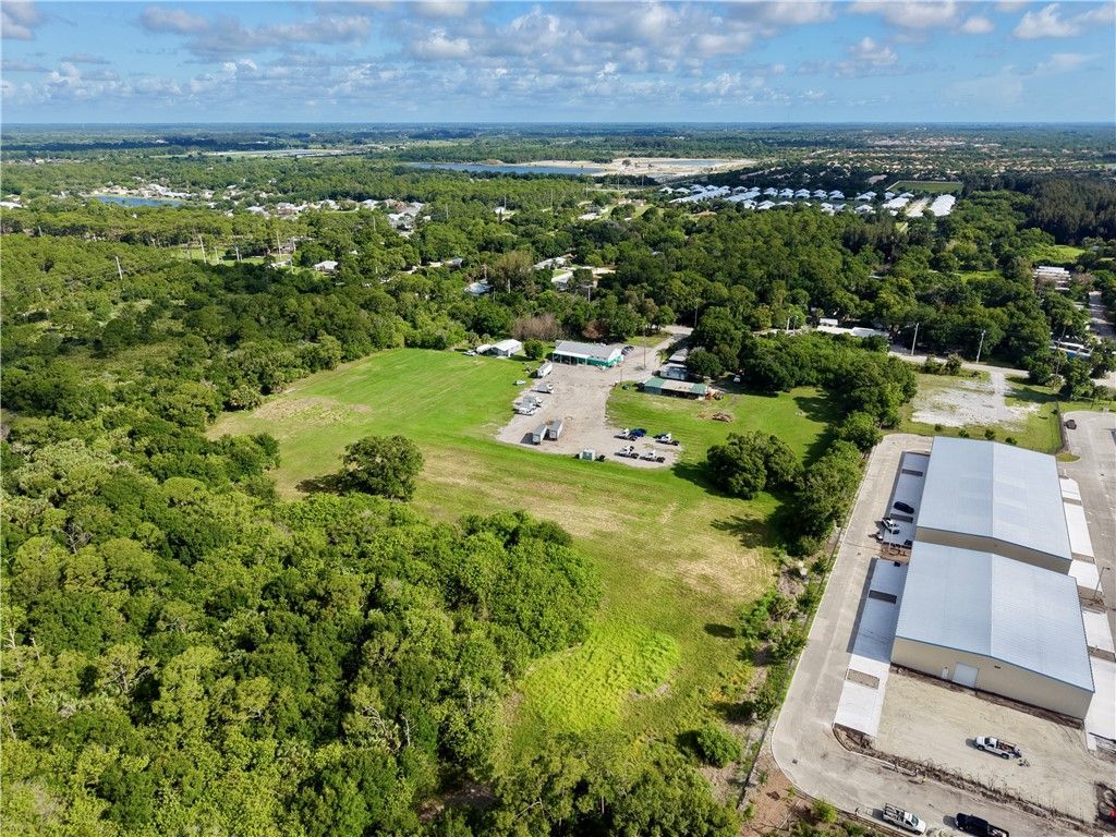 5435 45th Street, Vero Beach, FL 32967 Photo