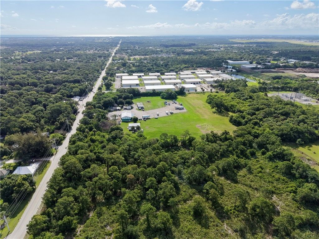 5435 45th Street, Vero Beach, FL 32967 Photo