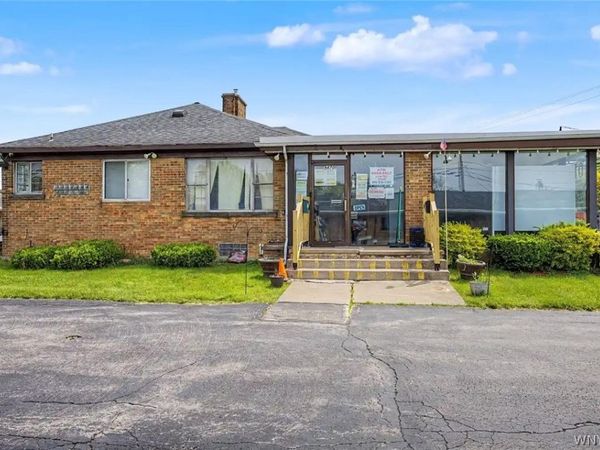 9470 Niagara Falls Boulevard , Niagara Falls, NY 14304