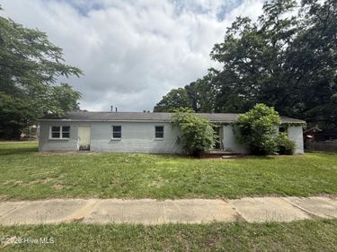 1000 E Caswell Street, Kinston, NC 28501