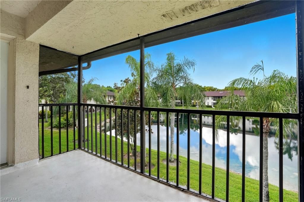 5361 Treetops Dr , Unit S-204, Naples, FL 34113 Photo