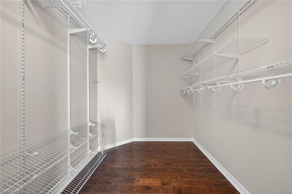 9836 Luna Cir, Unit F-204, Naples, FL 34109 Photo
