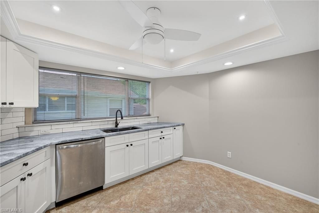 9836 Luna Cir, Unit F-204, Naples, FL 34109 Photo
