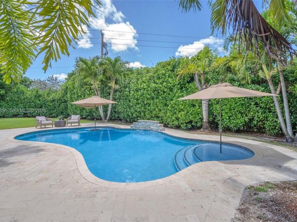 15896 SW 16th Court , Pembroke Pines, FL 33027
