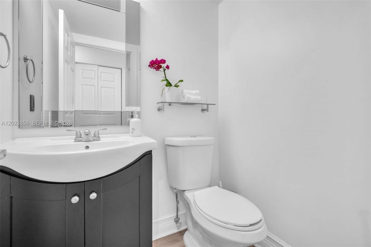15896 SW 16th Court , Pembroke Pines, FL 33027 Photo