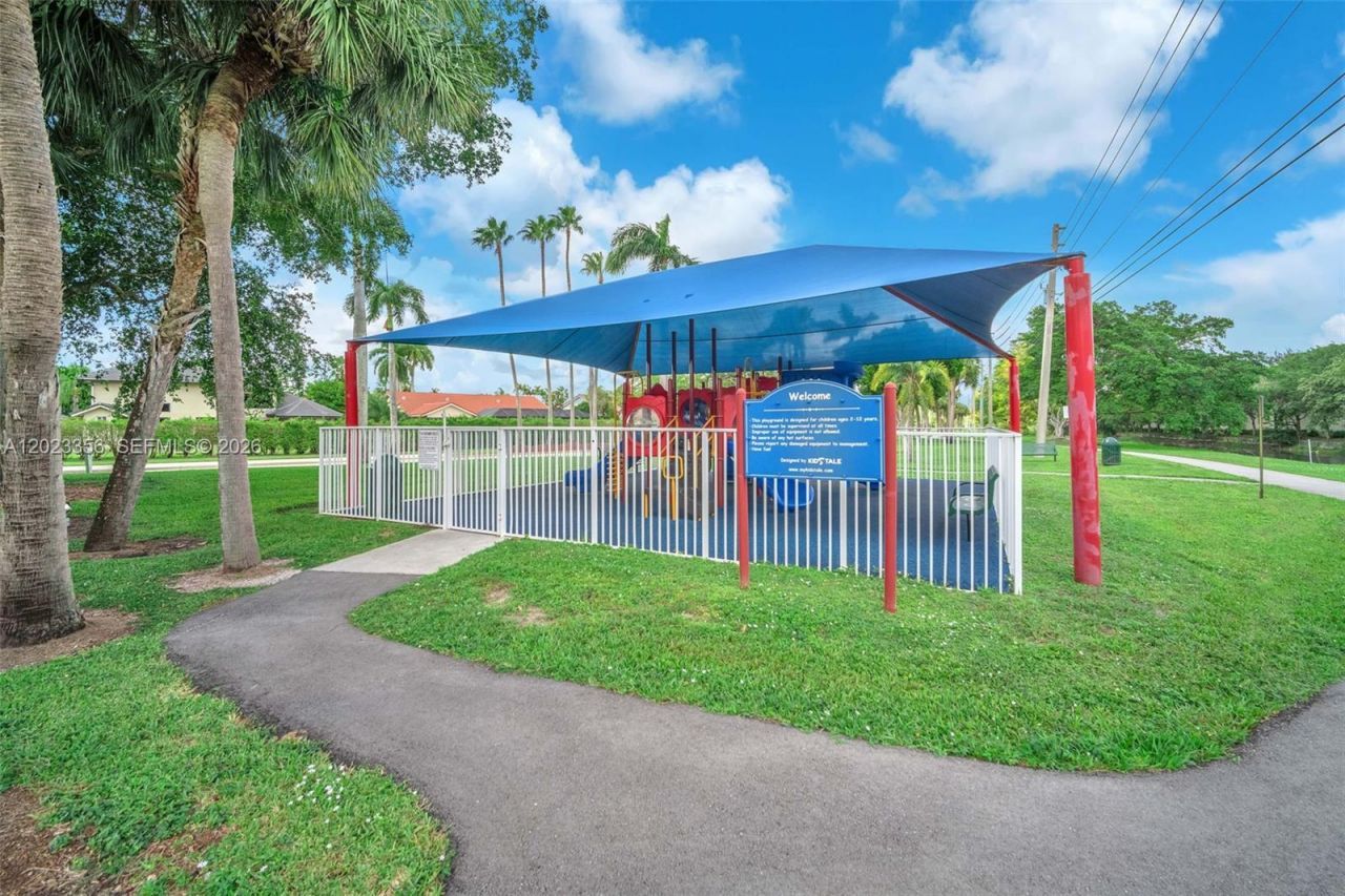 15896 SW 16th Court , Pembroke Pines, FL 33027 Photo