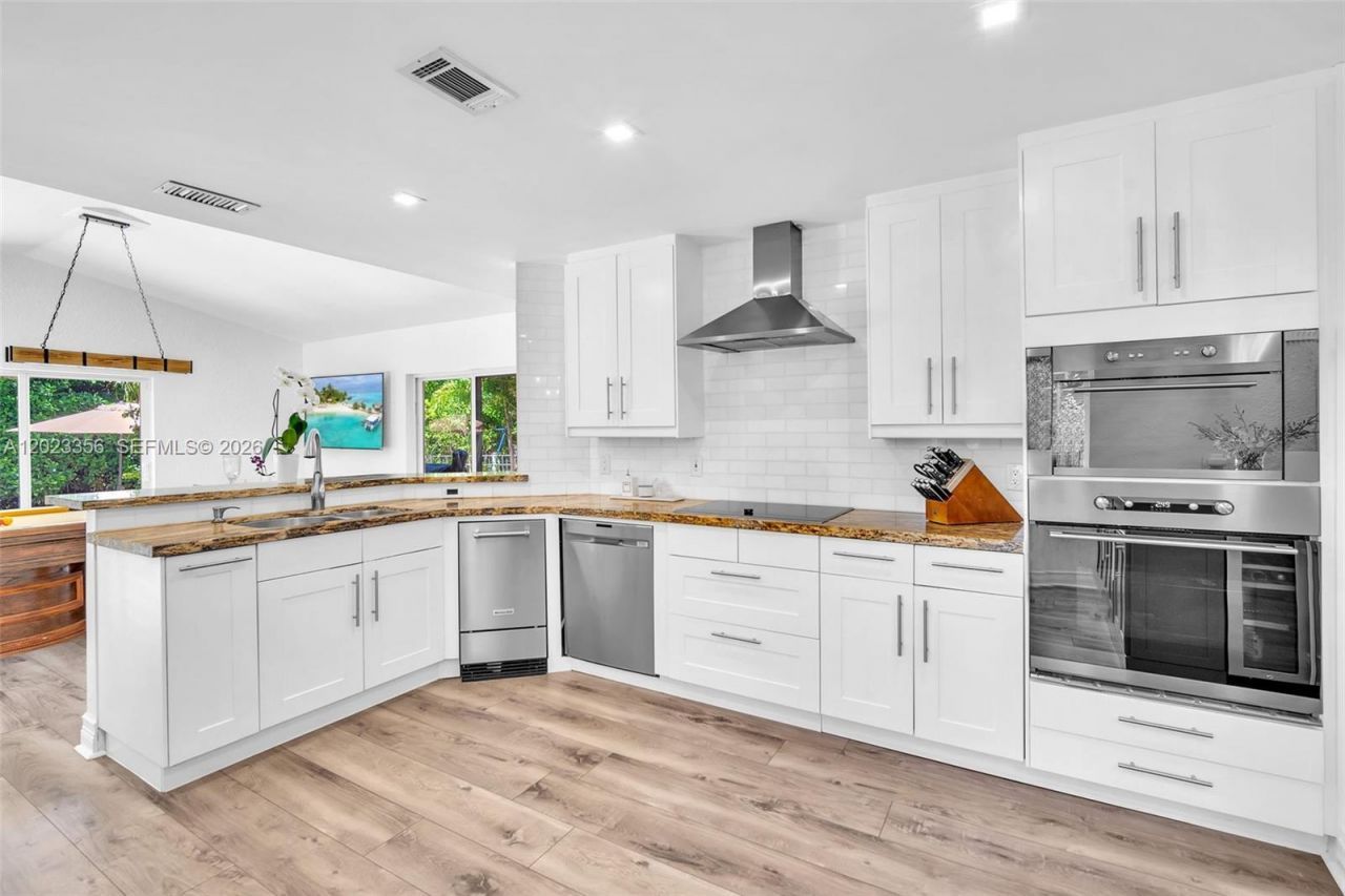 15896 SW 16th Court , Pembroke Pines, FL 33027 Photo