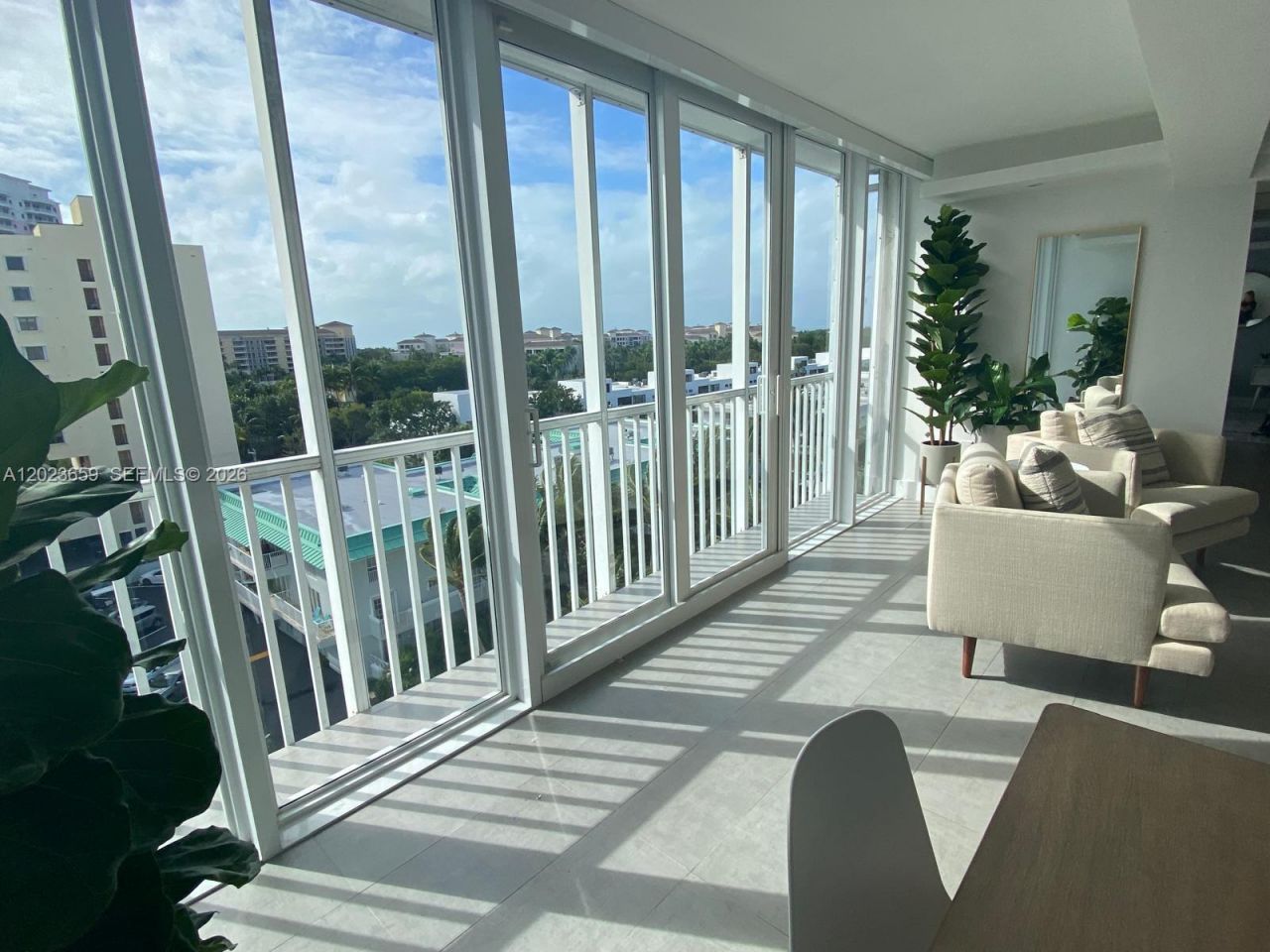 590 Ocean Dr , Unit 8B, Key Biscayne, FL 33149 Photo