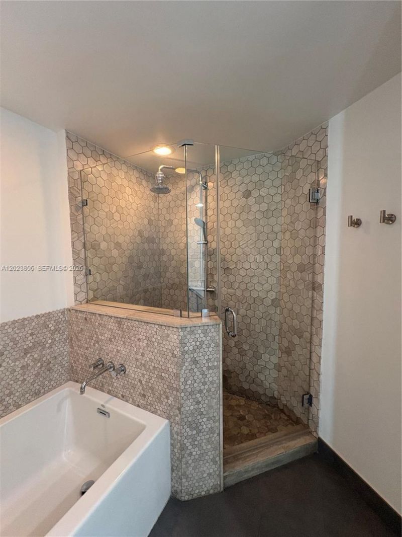 55 SE 6th St , Unit 1710, Miami, FL 33131 Photo