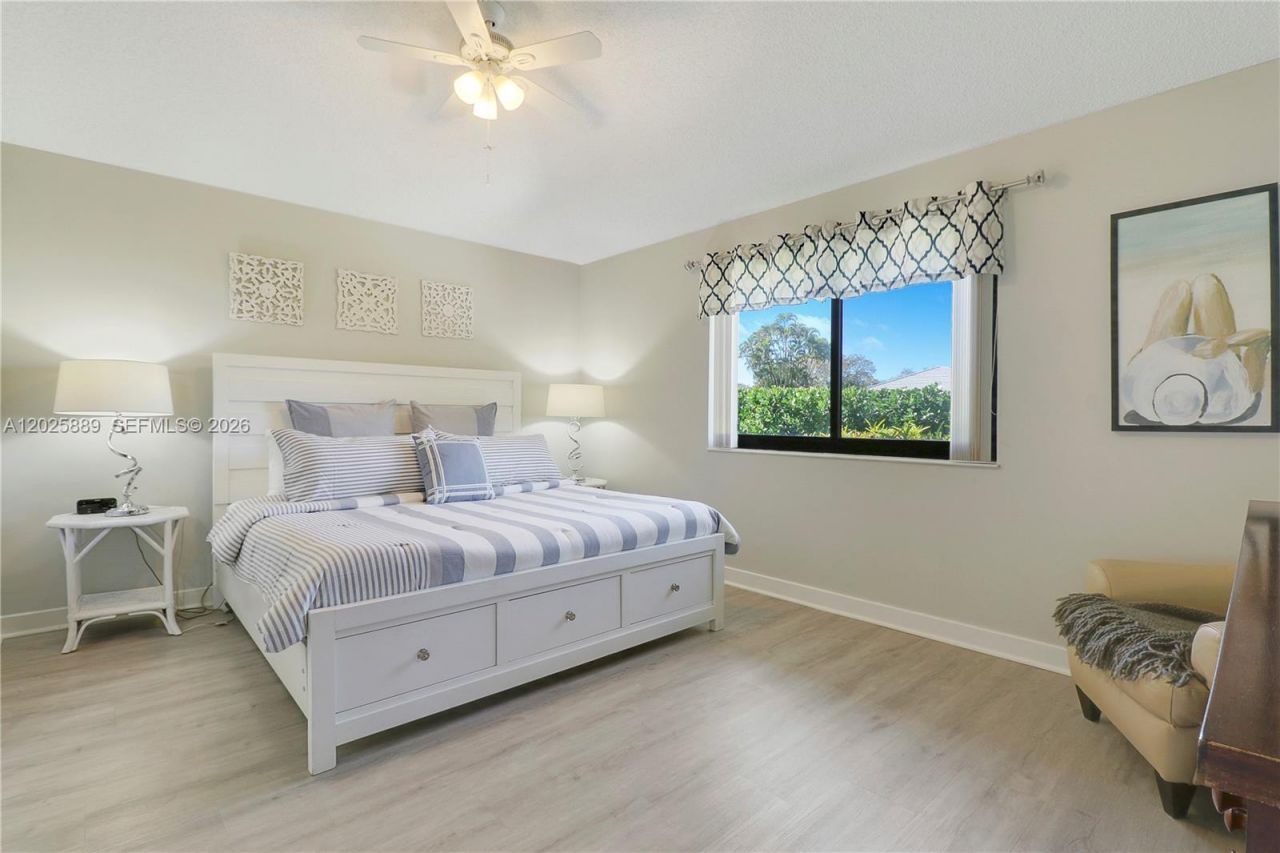 105 Club Dr , Unit 105, Palm Beach Gardens, FL 33418 Photo