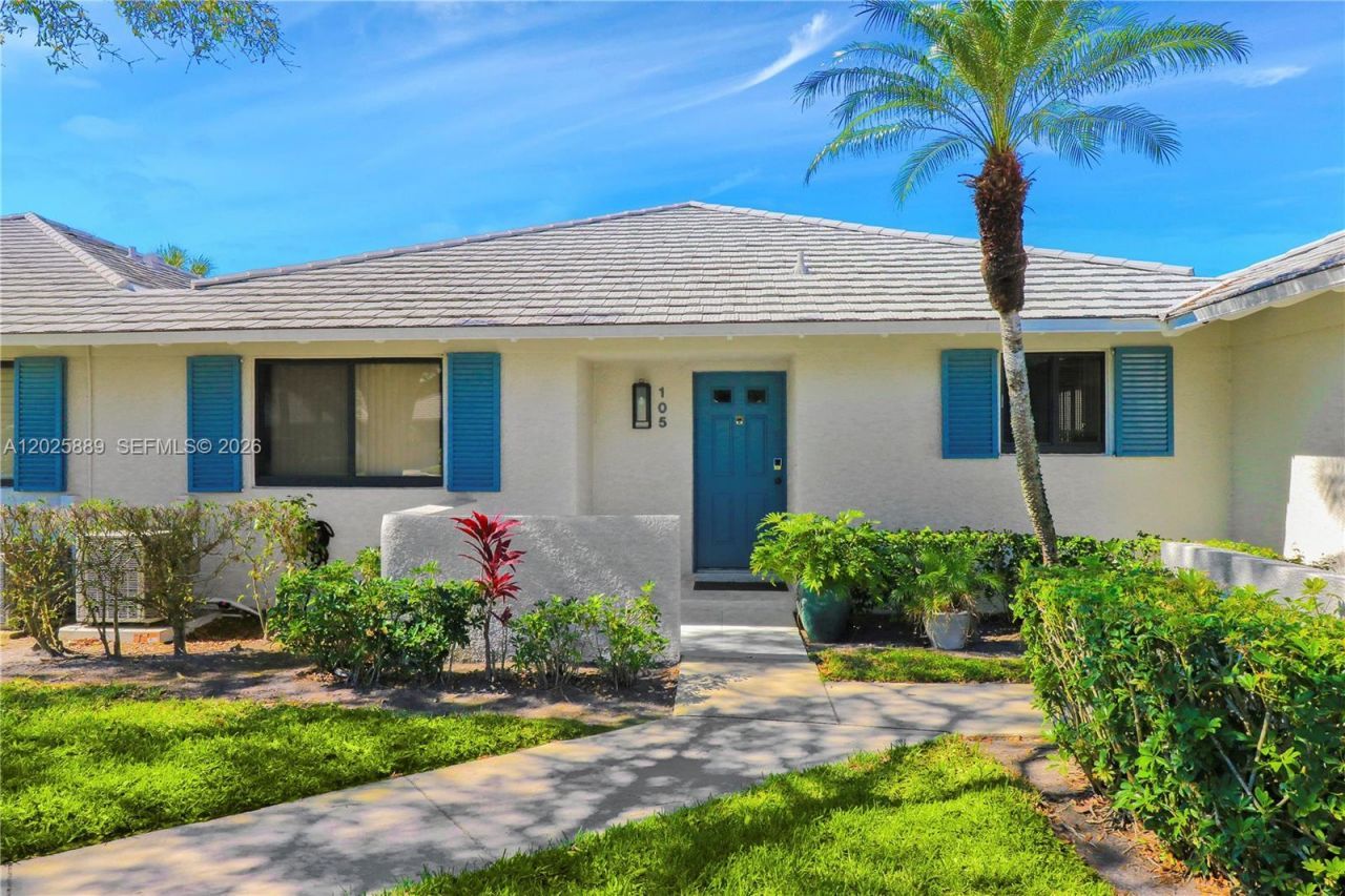 105 Club Dr , Unit 105, Palm Beach Gardens, FL 33418 Photo