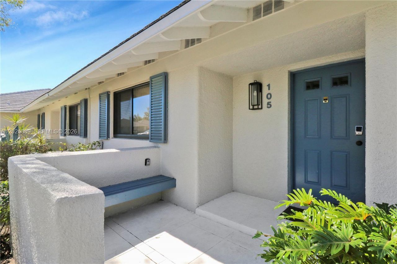 105 Club Dr , Unit 105, Palm Beach Gardens, FL 33418 Photo