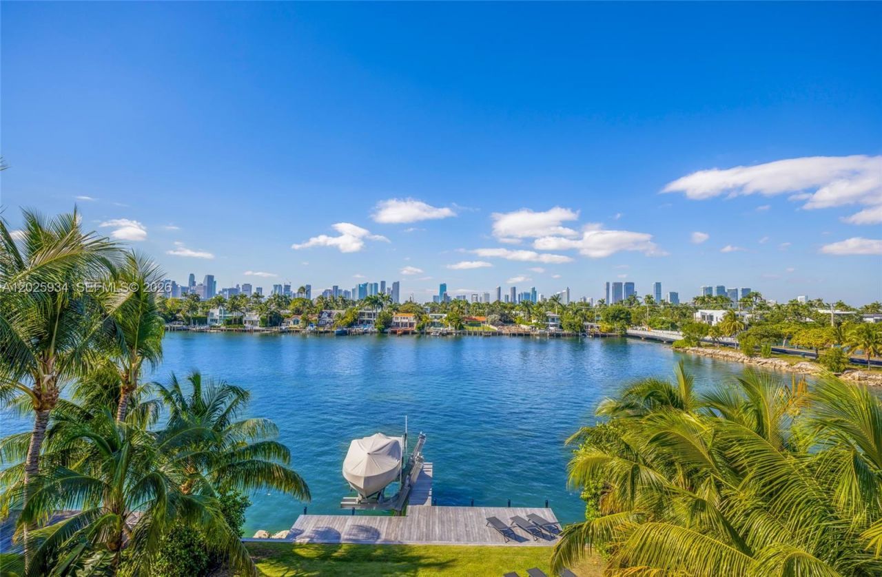 200 W Rivo Alto Dr , Miami Beach, FL 33139 Photo