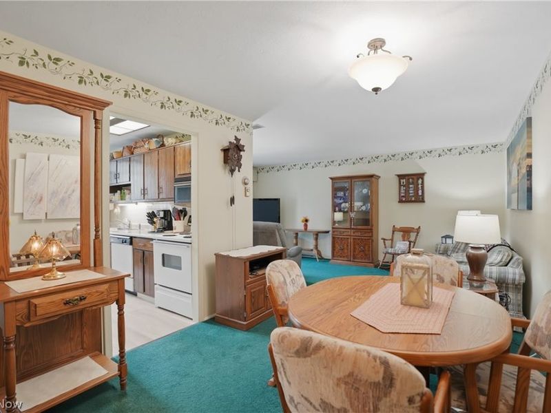 3066 Kent Road, Unit 2, Stow, OH 44224 Photo 2