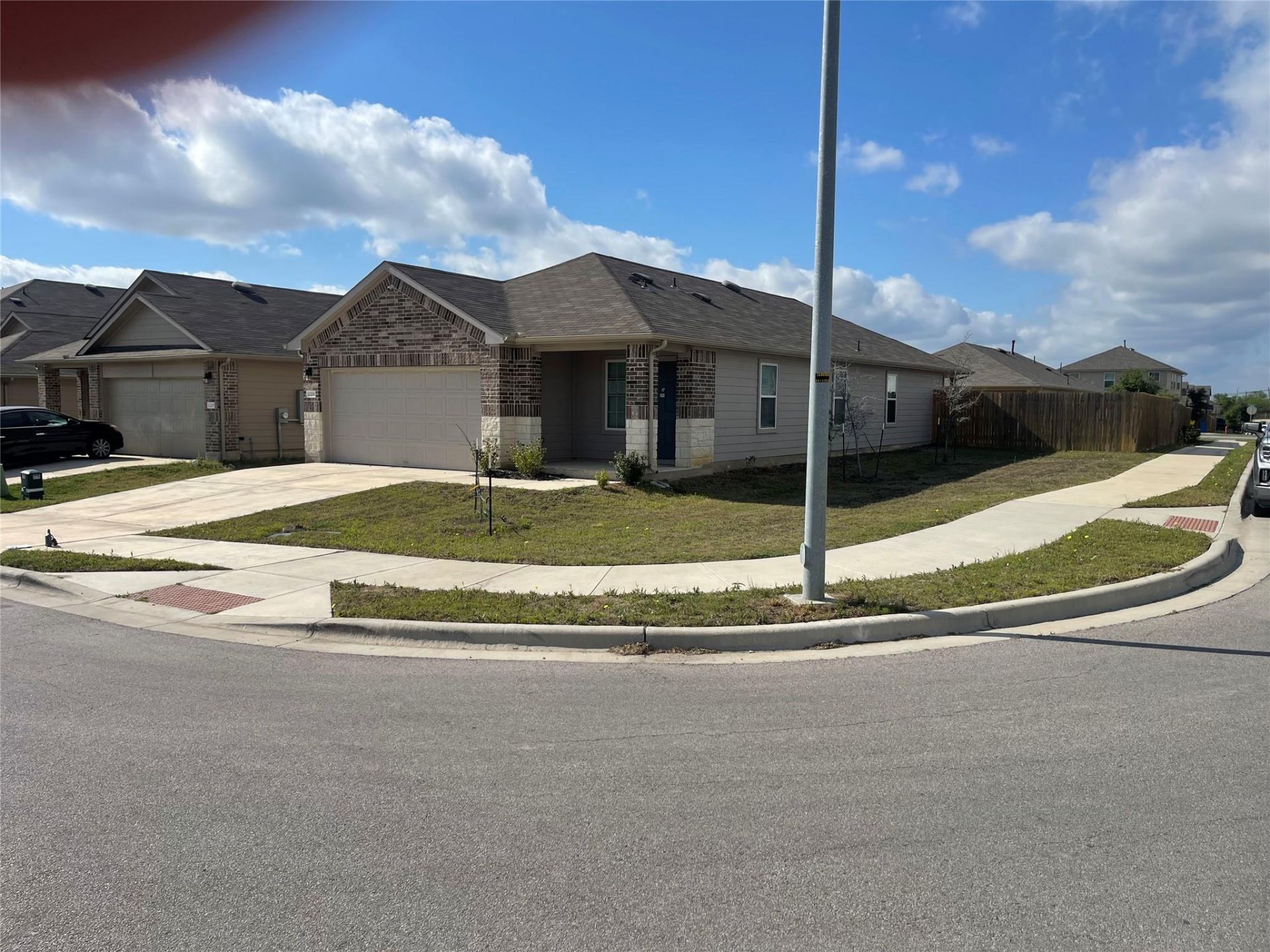 12201 Token Trl, Elgin, TX 78621 Main Photo