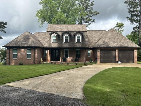 25 Arrowhead Dr., Fulton, MS 38843