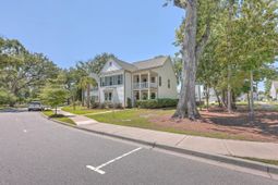 2147 Kemmerlin Street photo 4