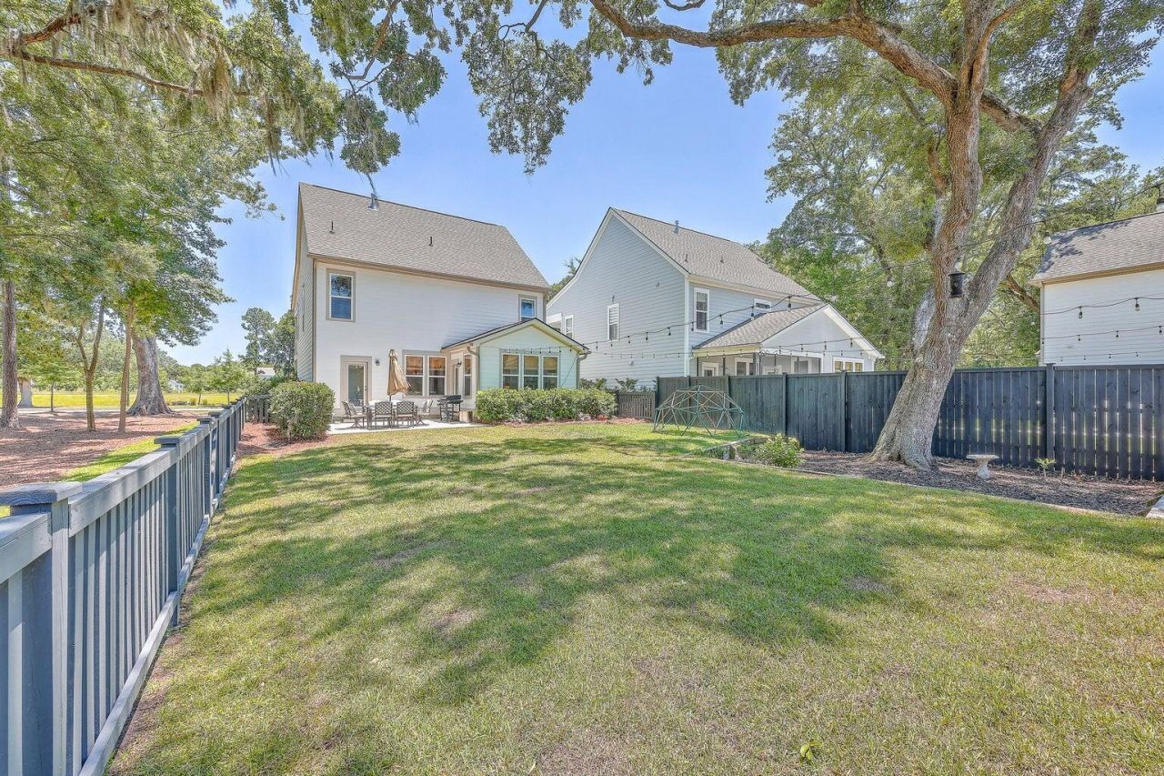2147 Kemmerlin Street Photo 44