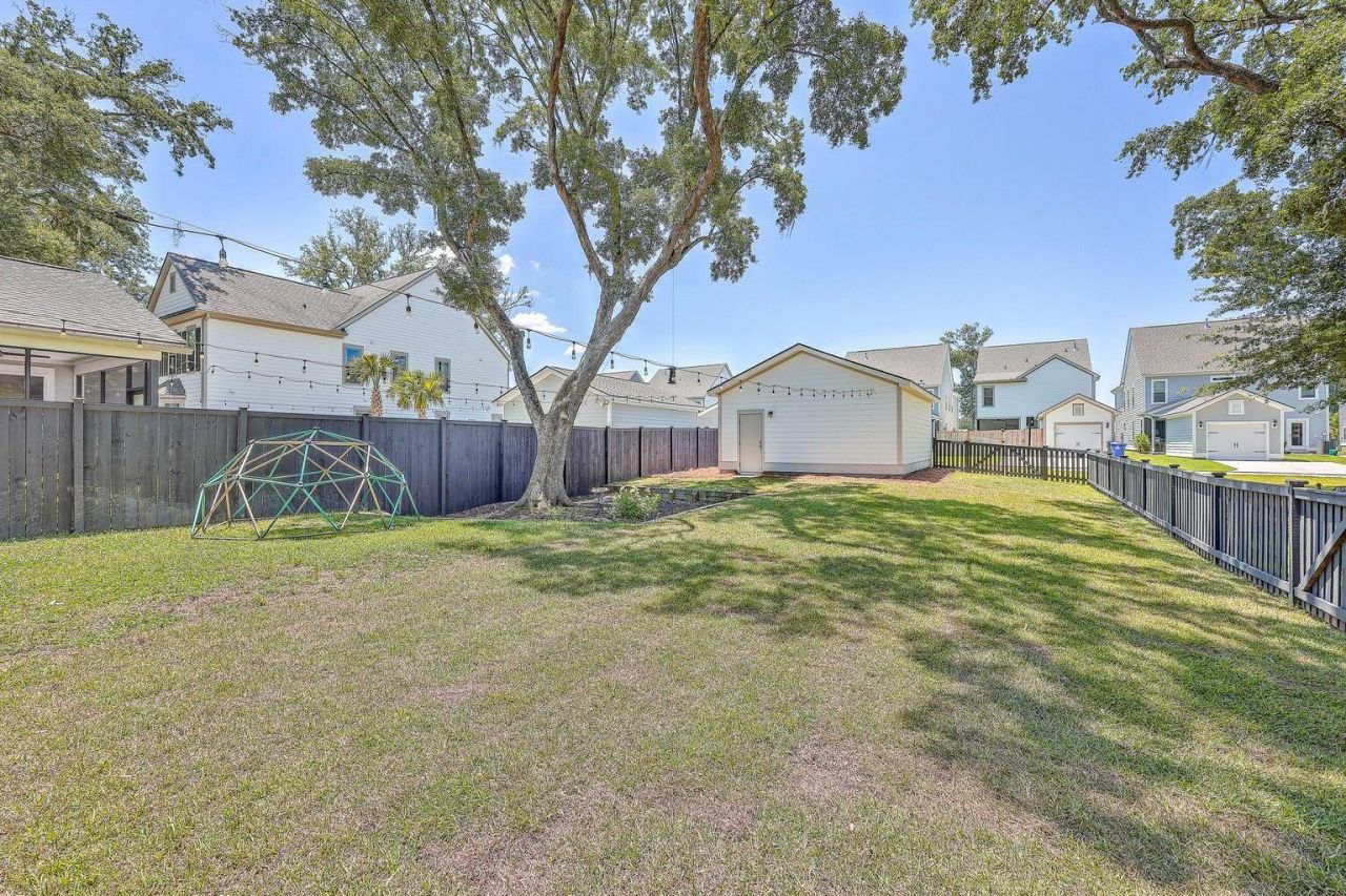 2147 Kemmerlin Street Photo 45