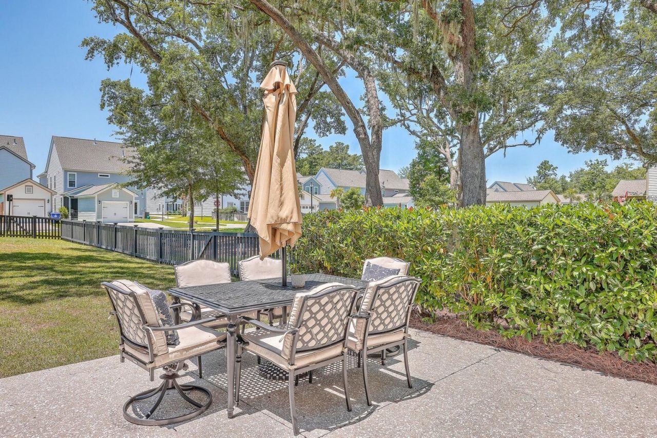 2147 Kemmerlin Street Photo 46