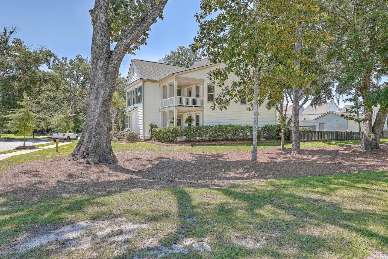 2147 Kemmerlin Street Photo 5