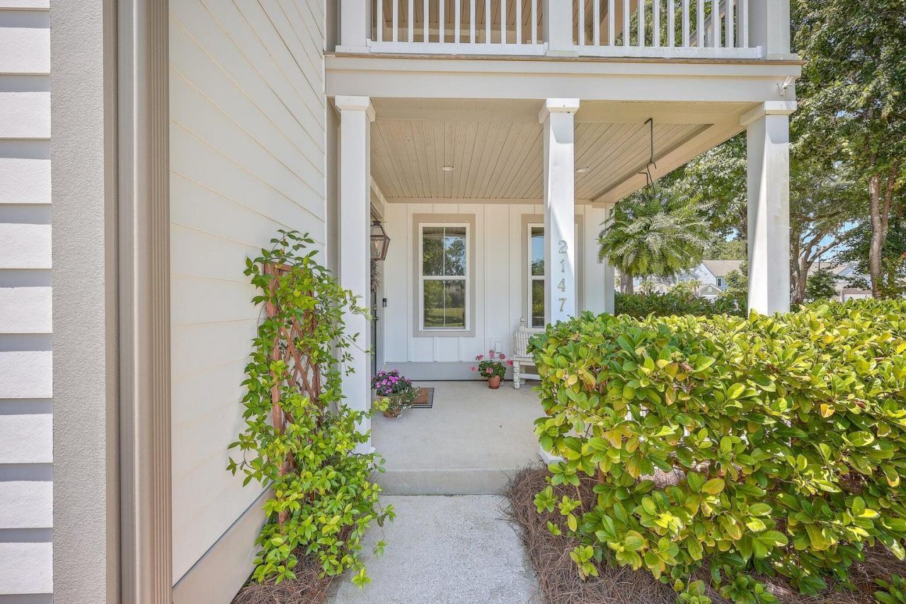 2147 Kemmerlin Street Photo 6