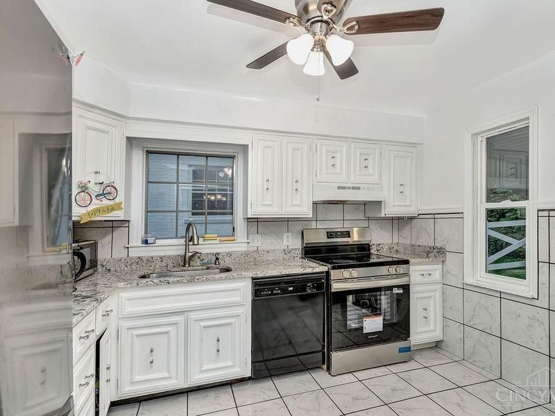 2933 Boudinot Avenue, Cincinnati, OH 45238 Photo 9