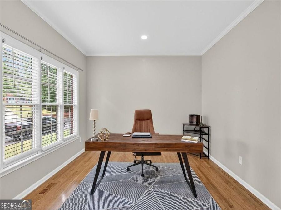 Property Image 8
