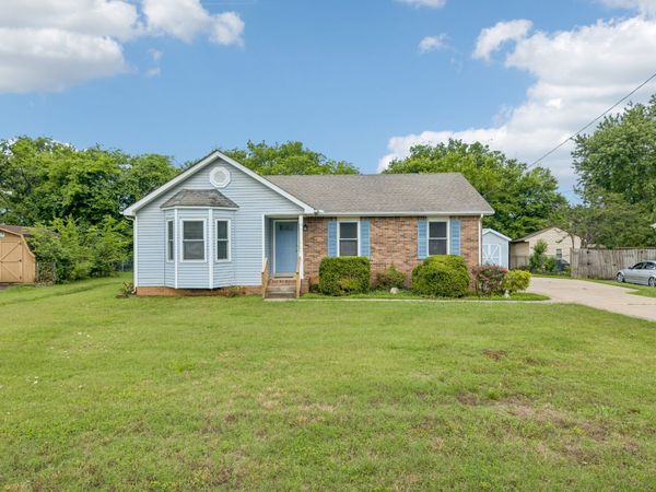 153 Constitution Ave, La Vergne, TN 37086