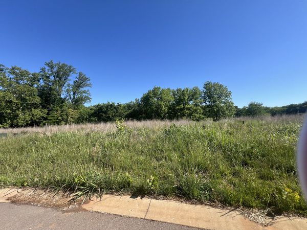 3040 Timberdale Dr , Clarksville, TN 37042