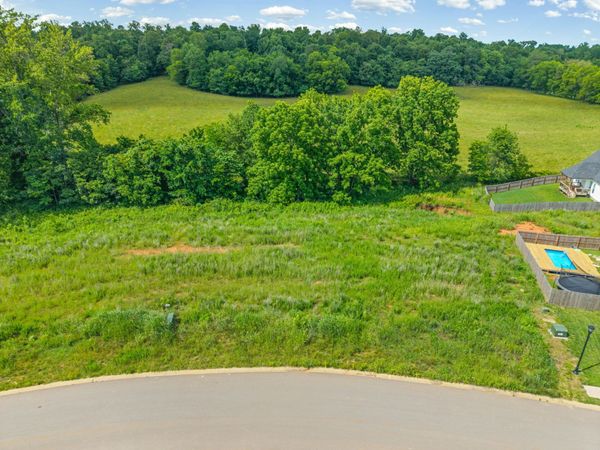 3040 Timberdale Dr , Clarksville, TN 37042