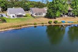 400 Carriage Lake Dr.  photo 4