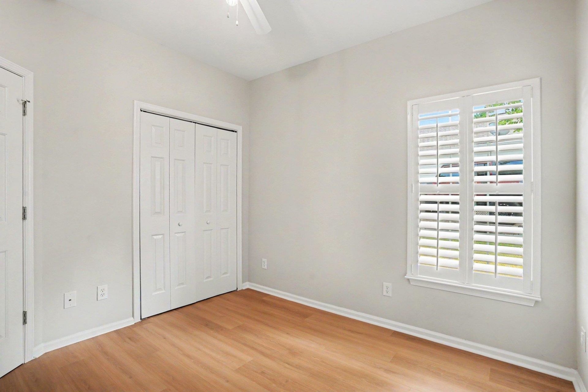 400 Carriage Lake Dr.  Photo 25