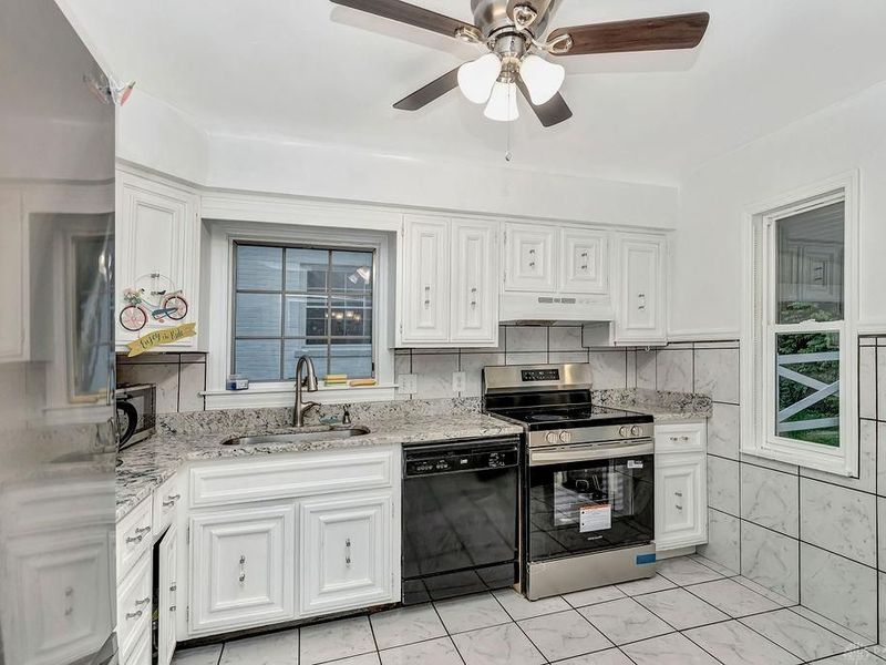 2933 Boudinot Avenue, Cincinnati, OH 45238 Photo 9