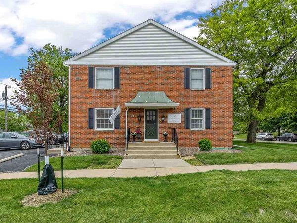 1080 9th Ave, Marion, IA 52302