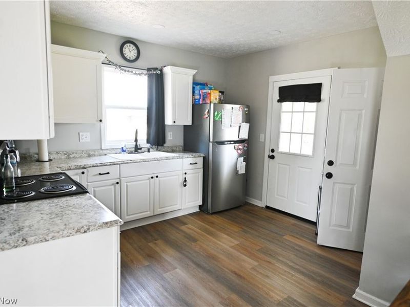 1323 Pallas Avenue , South Zanesville, OH 43701 Photo 7
