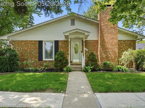 42003 Toddmark Lane, Clinton Twp, MI 48038