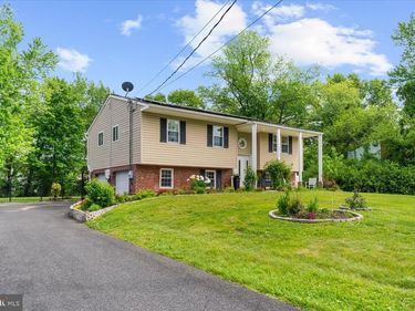 1249 W EVERGREEN DRIVE , PHOENIXVILLE, PA 19460
