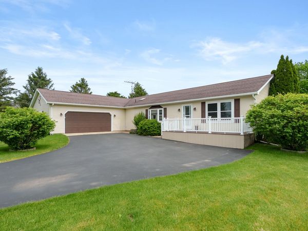 52495 Pulver Road, Three Rivers, MI 49093
