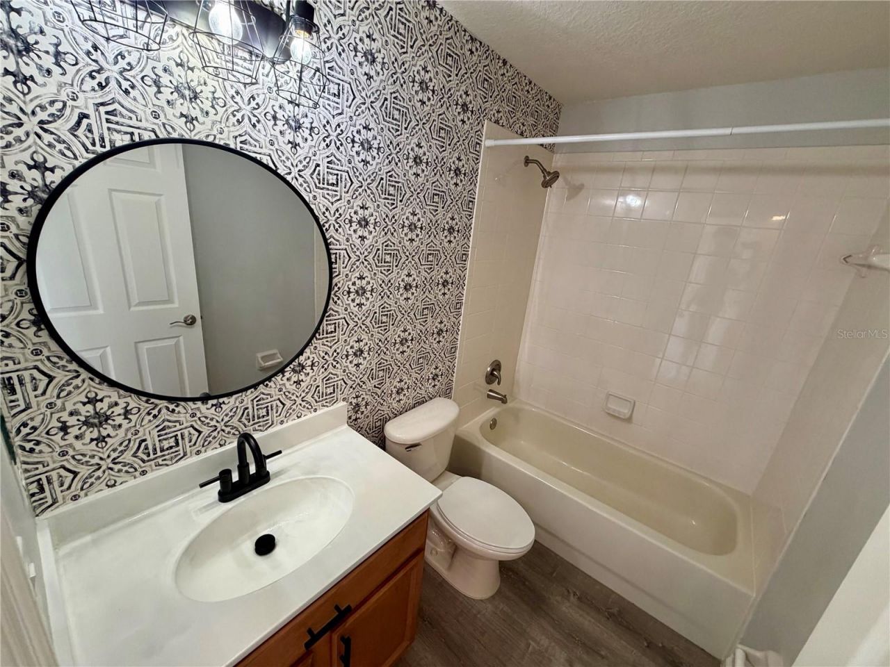 4209 Austen Falls Lane, Orlando, FL 32828 Photo