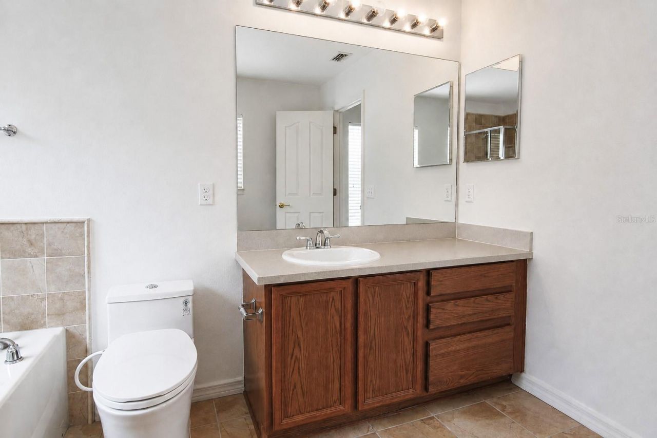 17446 Queensland Street, Land O Lakes, FL 34638 Photo