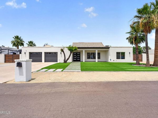 7222 W JOHN CABOT Road, Glendale, AZ 85308
