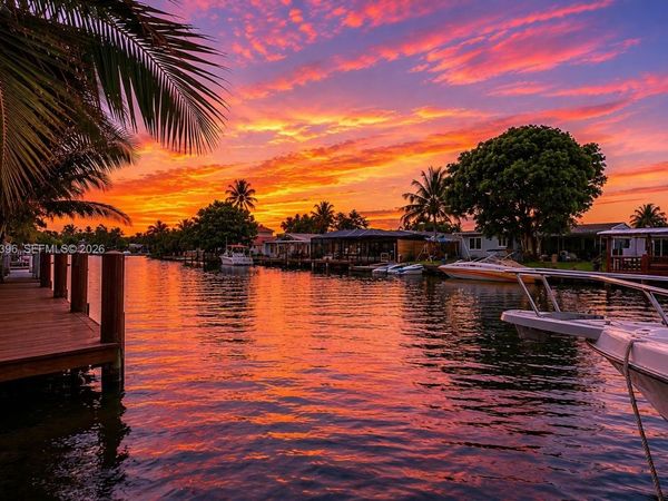 2730 Sherman St, Hollywood, FL 33020
