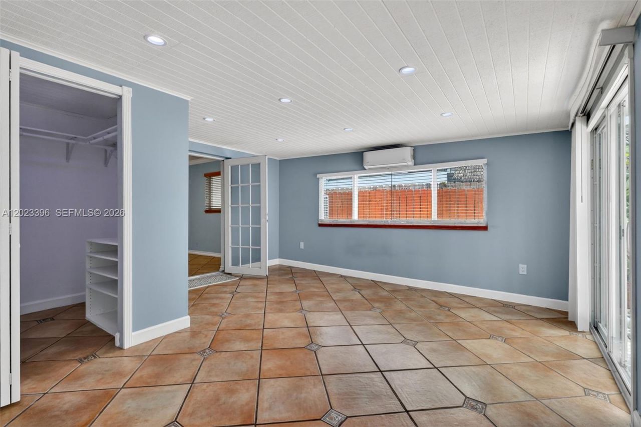 2730 Sherman St, Hollywood, FL 33020 Photo