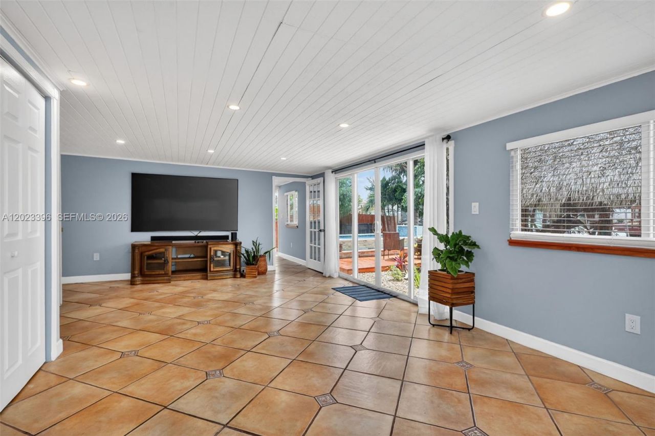2730 Sherman St, Hollywood, FL 33020 Photo