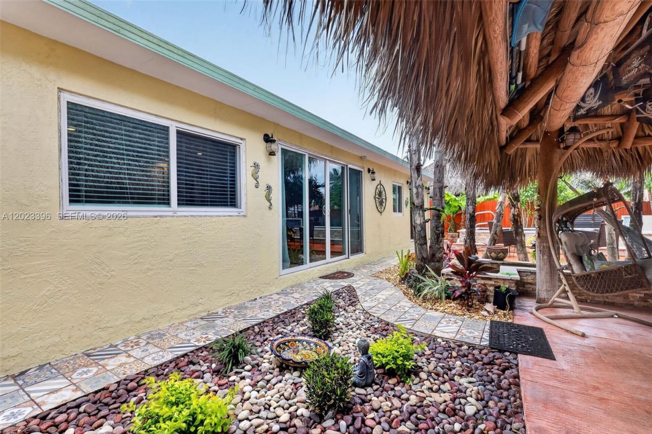 2730 Sherman St, Hollywood, FL 33020 Photo