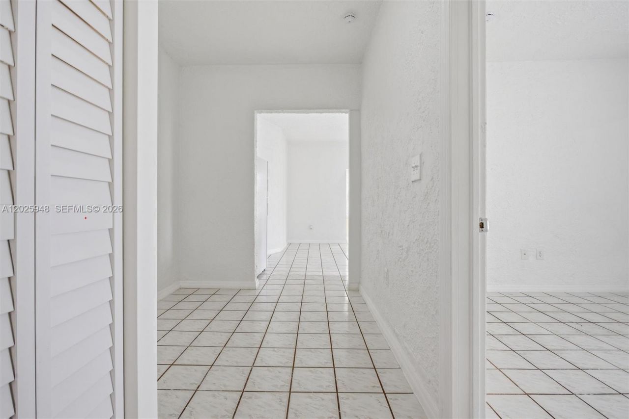 1745 SW 17th St, Unit 2, Miami, FL 33145 Photo