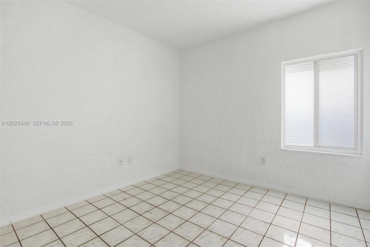 1745 SW 17th St, Unit 2, Miami, FL 33145 Photo