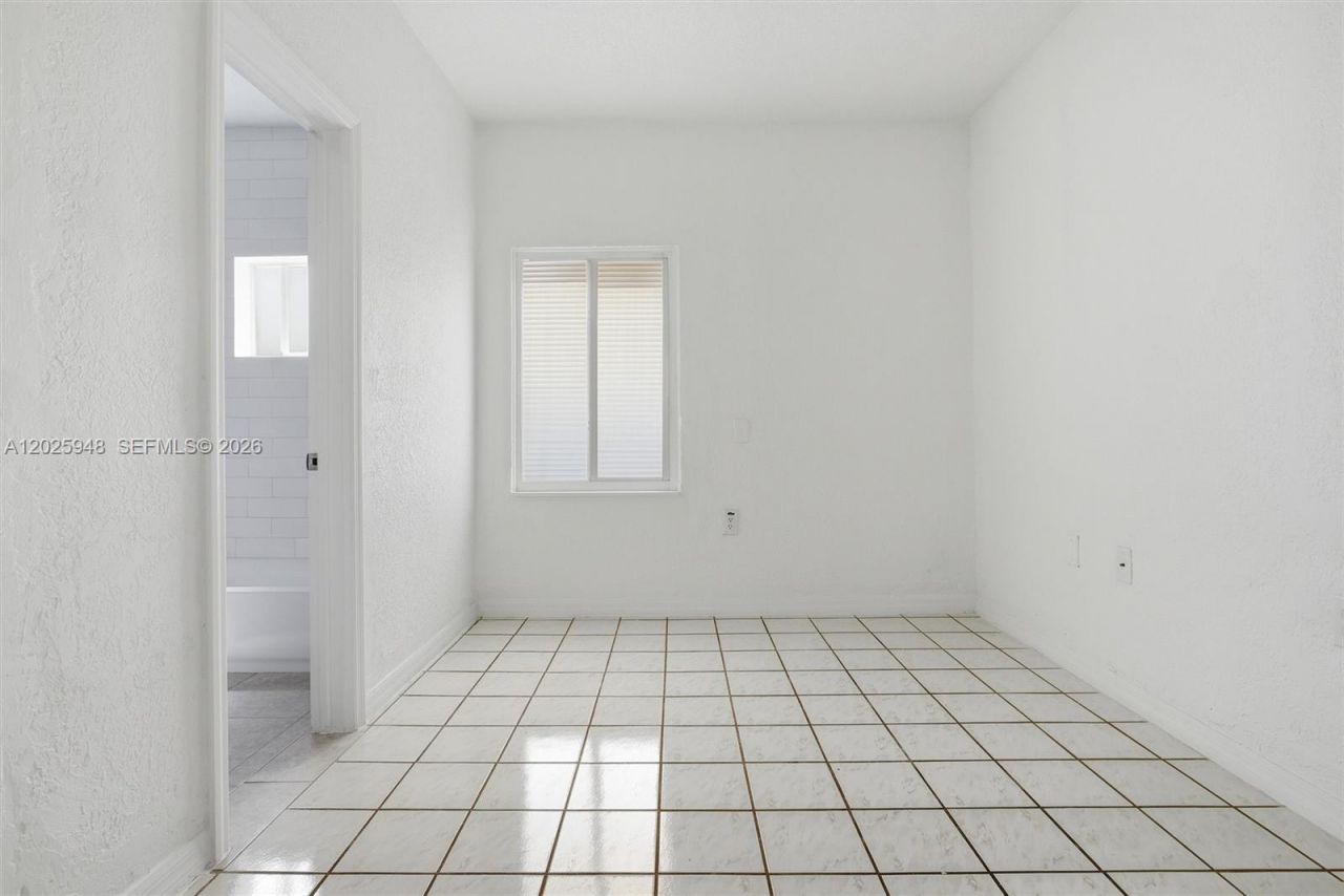 1745 SW 17th St, Unit 2, Miami, FL 33145 Photo